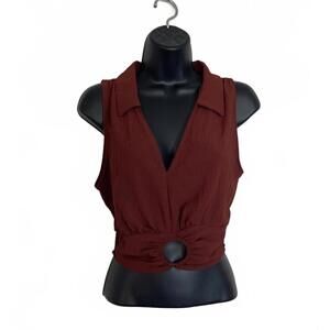 NWT Women's Burgundy Sage The Label Collared Sleeveless Crop Top Size Small